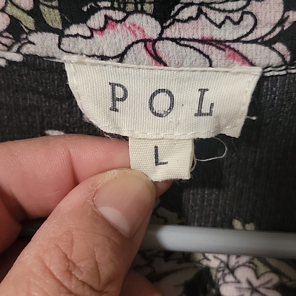 POL Floral Top - Picture 4 of 9